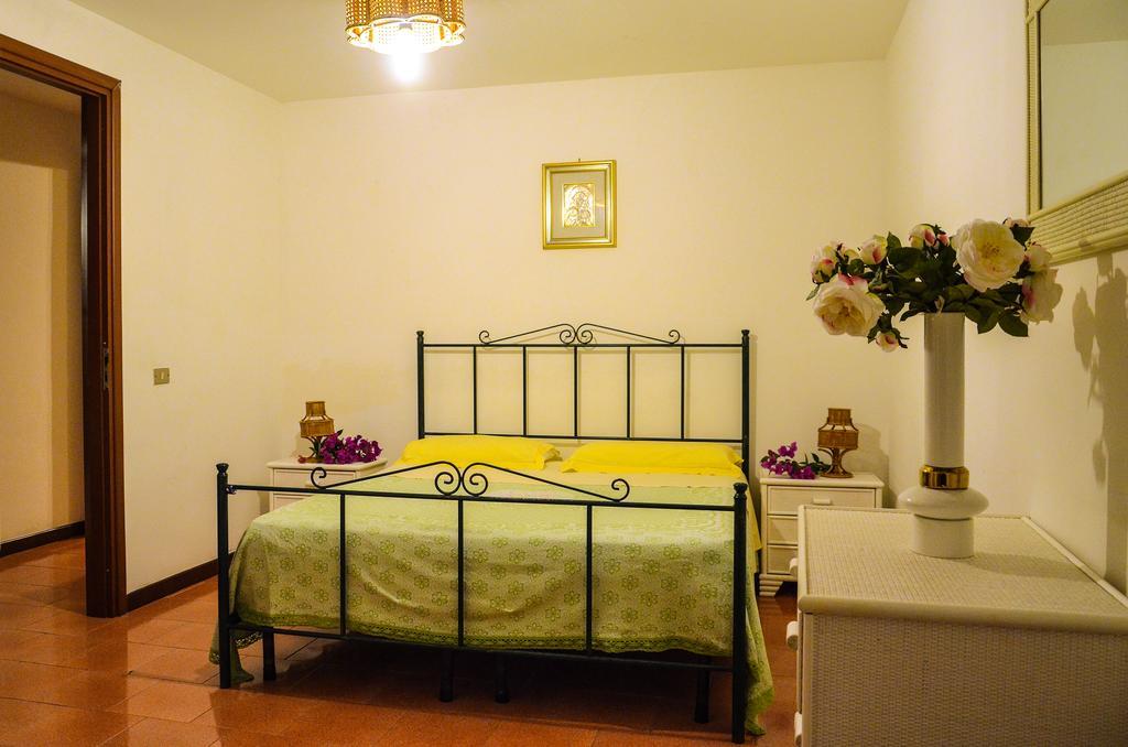 Leuca Residence Santa Maria di Leuca Habitación foto